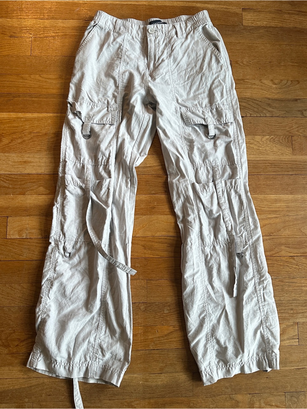 Aeropostale Light Grey Cargo Pants